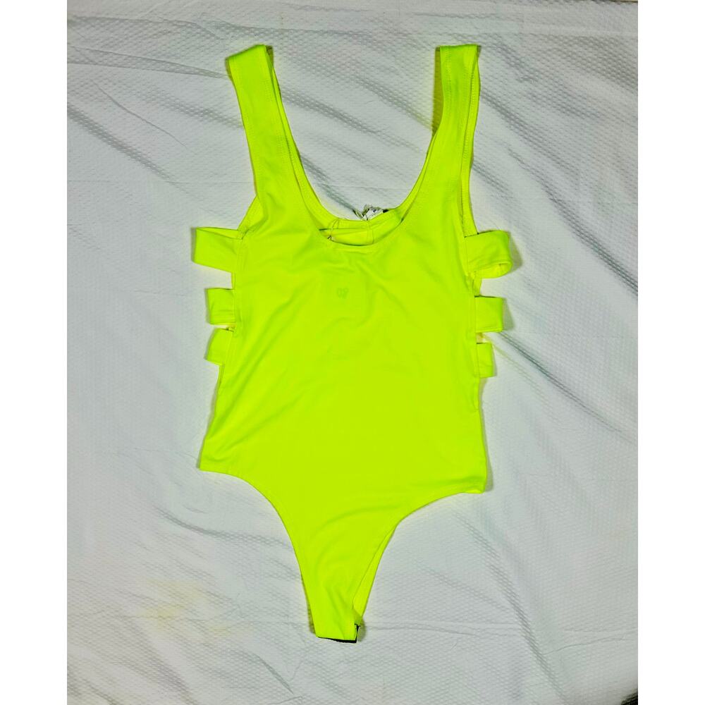 Swimsuit/Bathing Suit